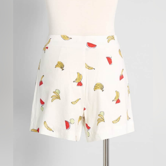 NWT Modcloth | The Days Go By Shorts - Picture 2 of 7